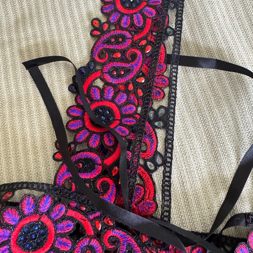 Belt - Picture 3 of 4